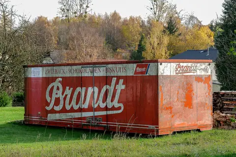 H Hirst & Sons photo 2