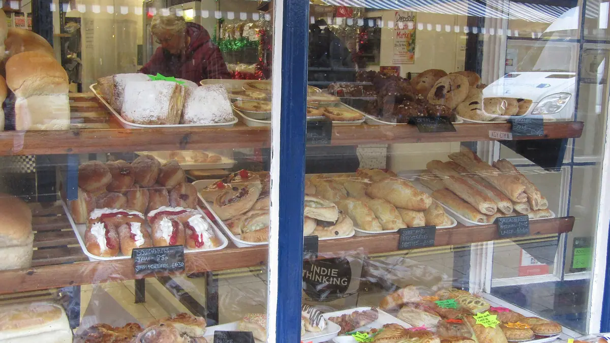 H Hirst & Sons – bakery in Ladywell, London
